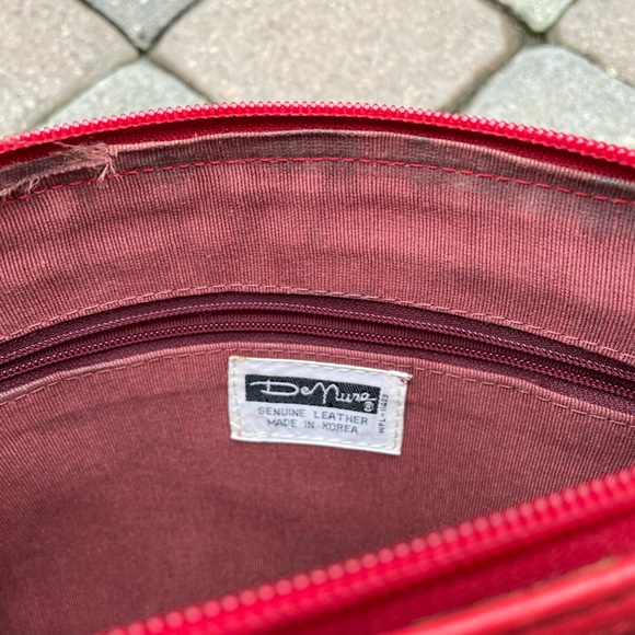 Vintage. Red Leather Envelope Clutch Purse - Picture 9 of 9